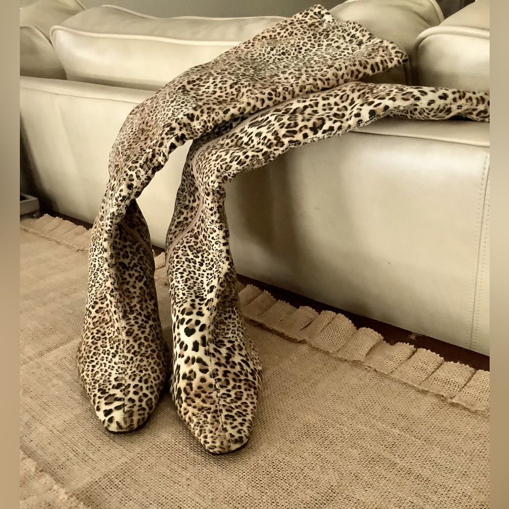 Leopard Print Fashion Boots, Size 9